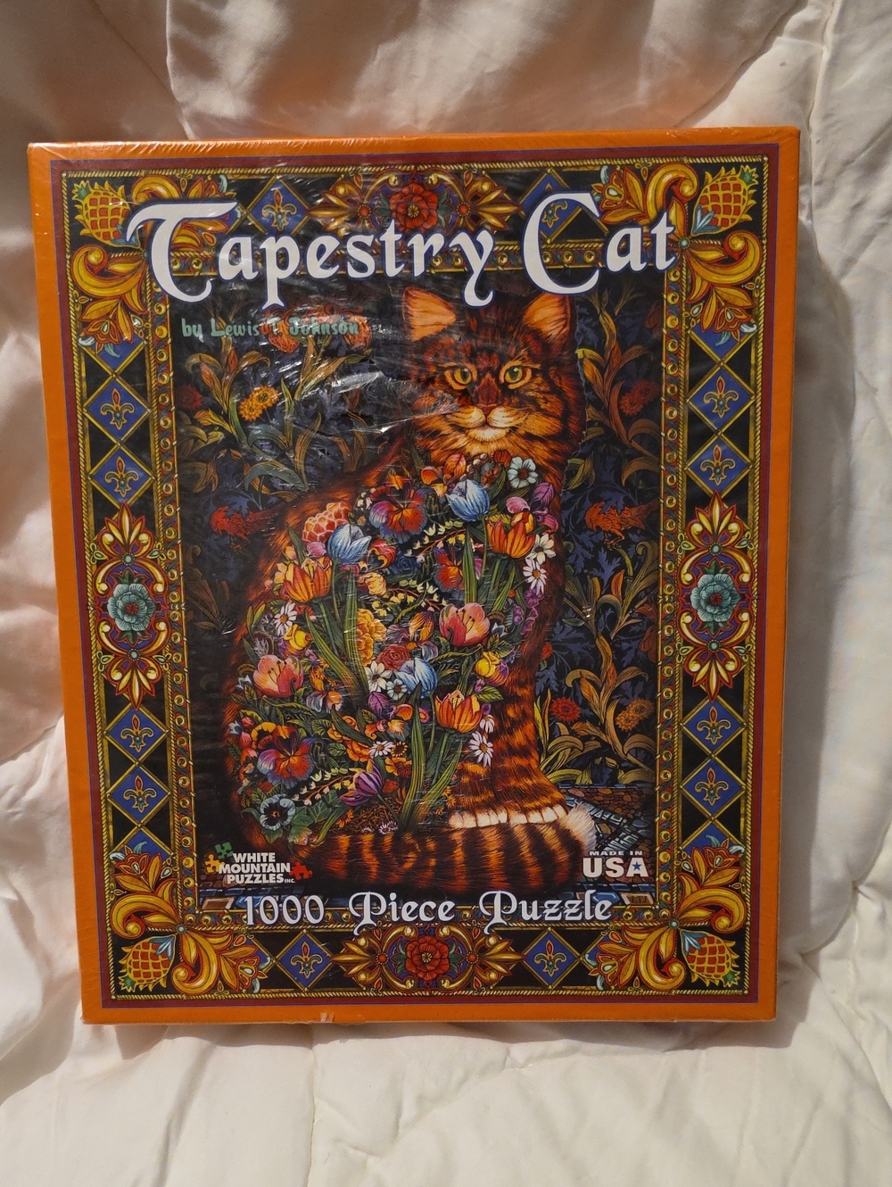 NEW 1000-Piece Puzzle Tapestry Cat Gorgeous Puzzle
